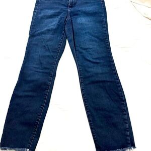 Athleta Women's Jeans size 6 cropped ankle length  EUC